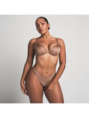 SKIMS NWT Ultimate Push-Up Plunge Bra - Size 36DD
